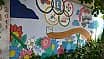 Murales de las promociones del colegio